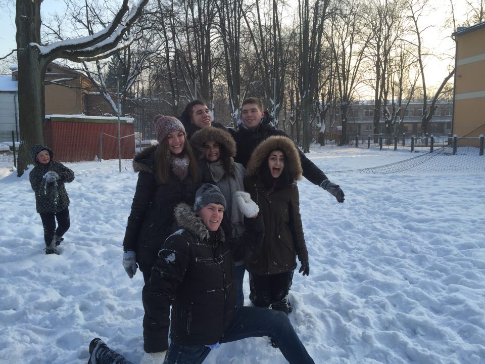 Pasākums Sniega diena notika arī vidusskolas skolēniem!